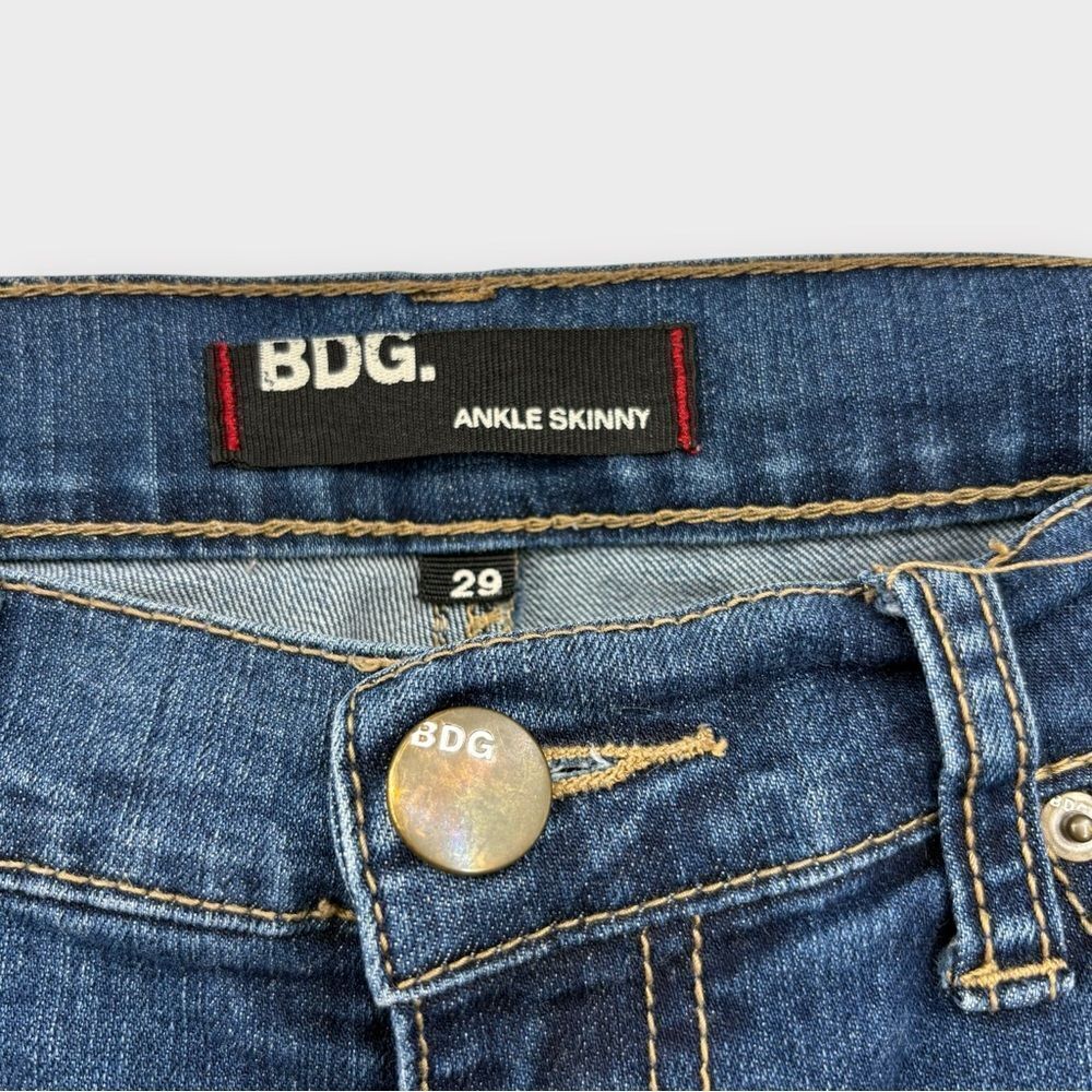Urban Outfitters BDG Y2K Low-Rise Ankle Skinny Straight Jean in Blue Size 29 - Picture 4 of 6